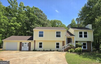 Building Photo - 175 Beacon Dr