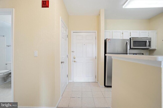 Building Photo - 1580 Spring Gate Dr.