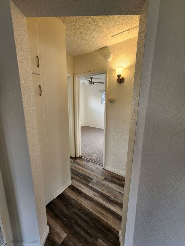 Building Photo - Charming stand alone Cottage w/LARGE Bonus in Lemon Grove $1000 New Year's Special