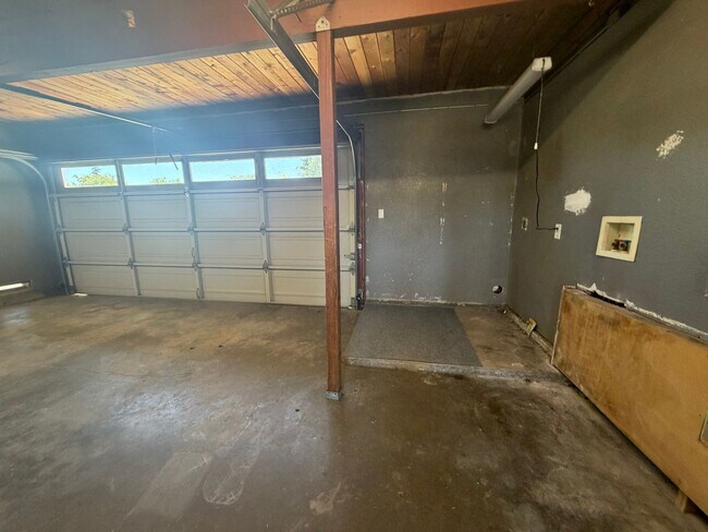 Building Photo - 3809 Sunnyvale Ave