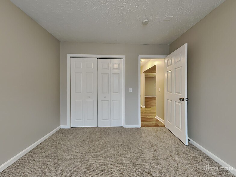 Building Photo - 10931 Cimmaron Ct