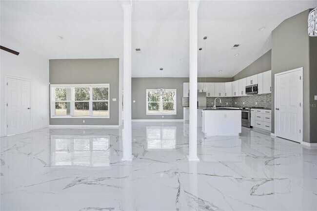 Building Photo - 14550 SW 61st Ct