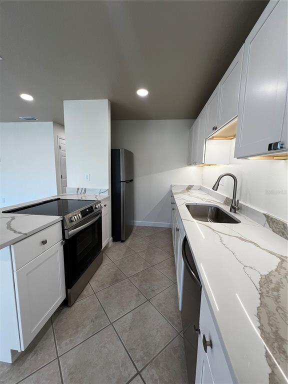 Building Photo - 137 175th Terrace Dr E