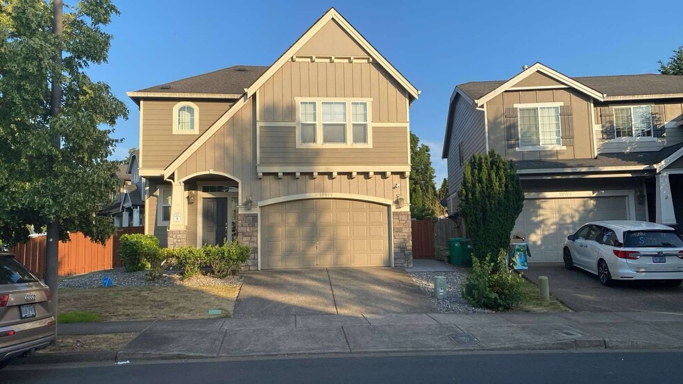 Building Photo - 16575 SE Windswept Waters Dr