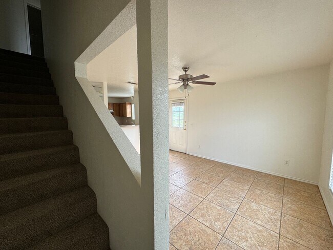 Building Photo - 1901 Monte Carlo Ln