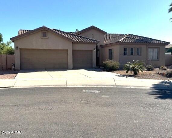 Primary Photo - 9811 E Naranja Ave