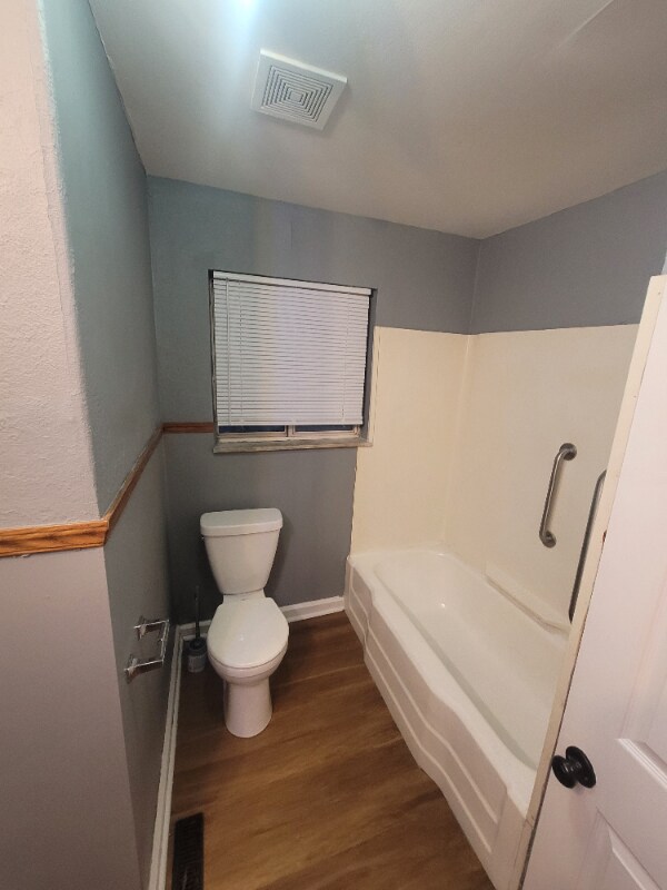 Building Photo - 1068 Willow Dr