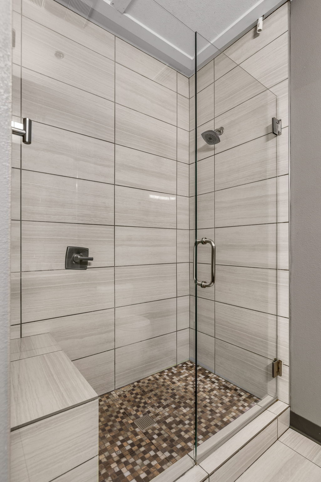 Building Photo - 901 9th St