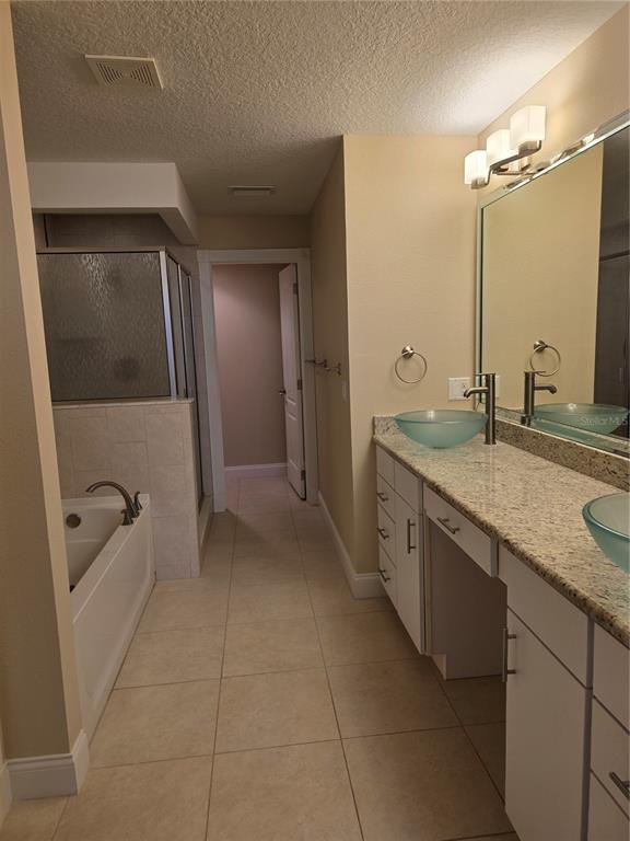 Building Photo - 111 E Monument Ave