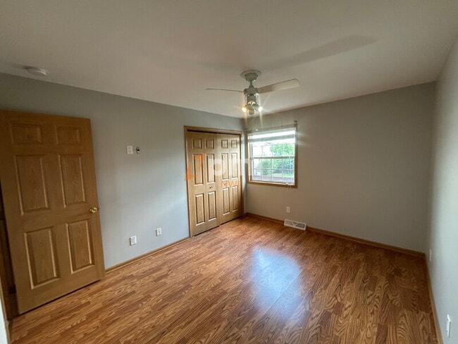 Building Photo - 162 Mallard Pointe Dr