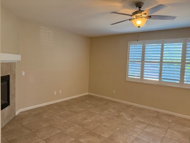 Building Photo - Modern 3 Bedroom 2 Story w/ RV Parking and...