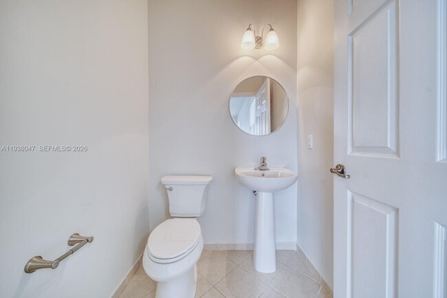 Building Photo - 2479 NE 4th St