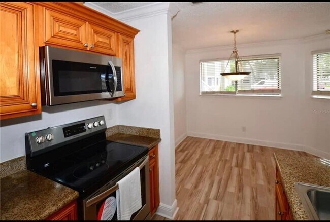 Building Photo - 7298 Ulmerton Rd