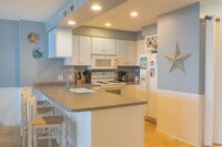 Building Photo - ELEGANT OCEANFRONT OFF-SEASON RENTAL FOR YOUR PERFECT WINTER GETAWAY