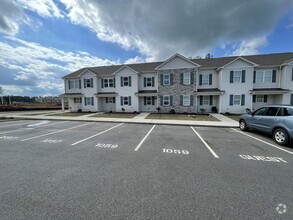 Building Photo - 1059 Peony Ln