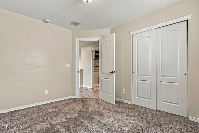 Building Photo - 14525 Juan Diego Dr