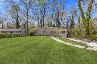 Building Photo - 2779 Horse Shoe Dr