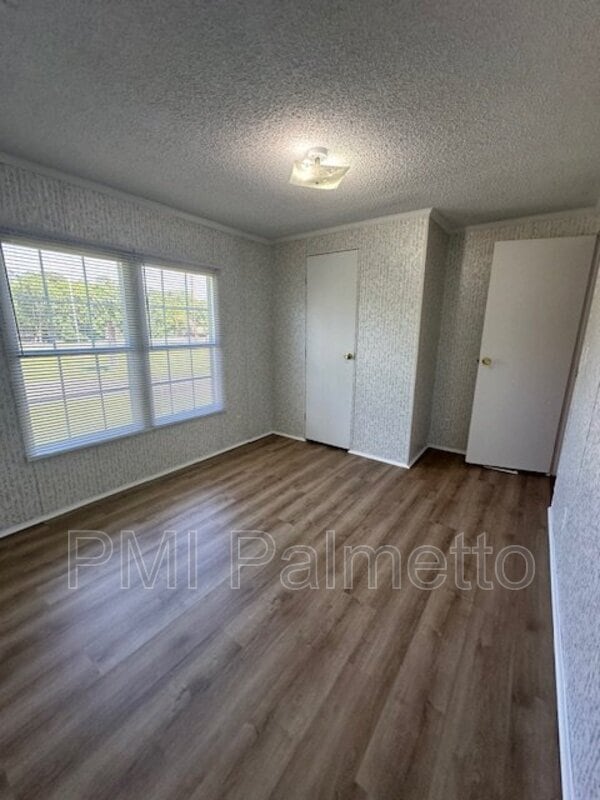 Building Photo - 760 Murray Lindler Rd