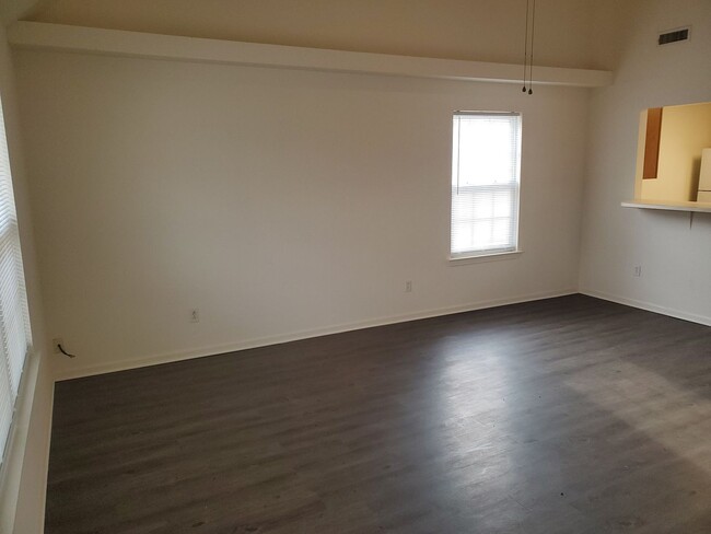 Building Photo - 4818 Prairie Cir