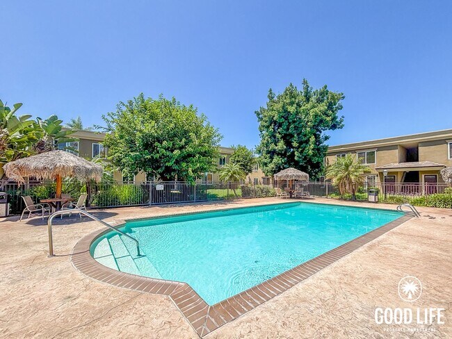 Building Photo - SD: Charming 2BD/1BA 2nd Floor Condo in El Cajon W/ A/C Unit, W/D, & 2 Reserved Parking Spots!