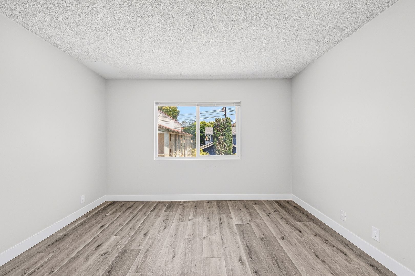 Building Photo - 3525 2nd St