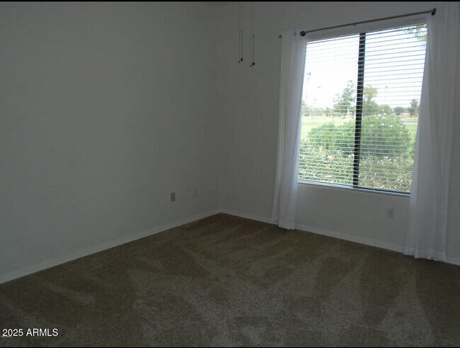 Building Photo - 7027 N Scottsdale Rd