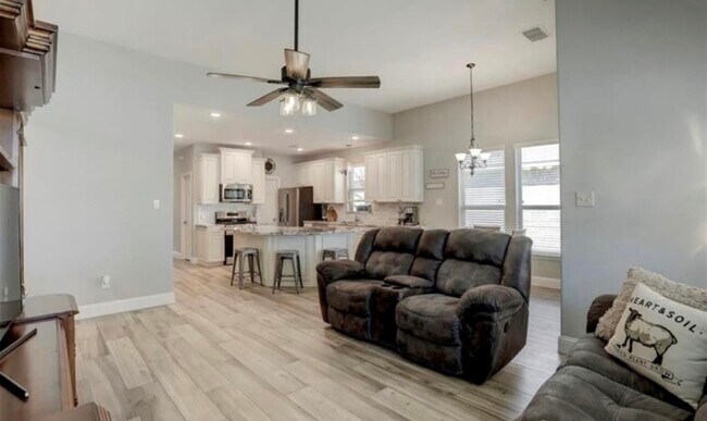 Building Photo - 26214 Christen Canyon Ln