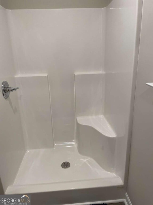 Building Photo - 114 Jaybee Dr