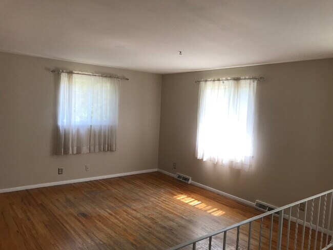 Building Photo - 3549 Rocky Hill Ter