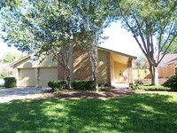 Building Photo - 3039 Sam Houston Dr