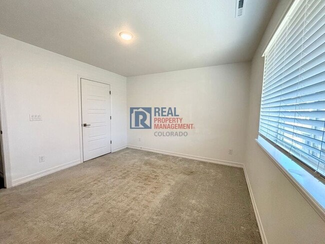 Building Photo - 4255 Cyan Cir