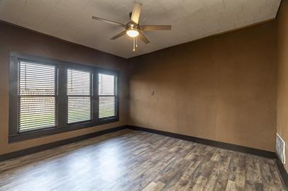 Building Photo - "Charming 3-Bedroom Home in LaCoste, TX – Cozy 1216 Sq Ft with Full Bath!"