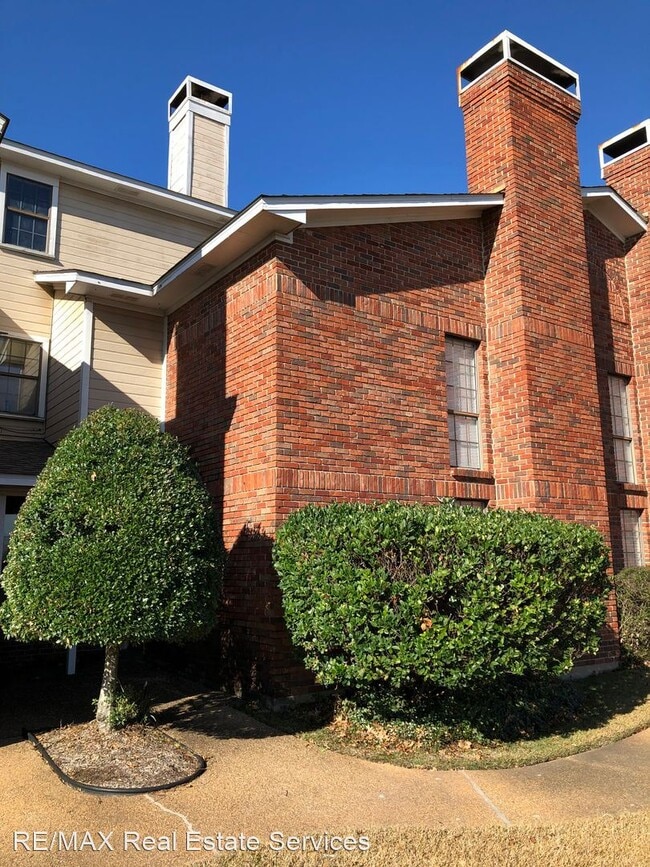 Primary Photo - 2 br, 2 bath House - 9 Meadowcreek