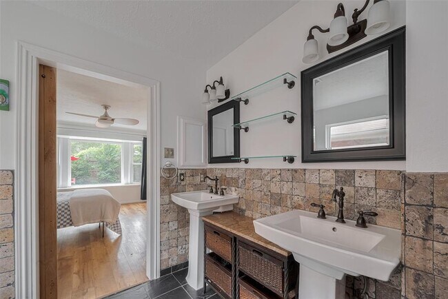 Building Photo - 3614 Spring Arbor Way
