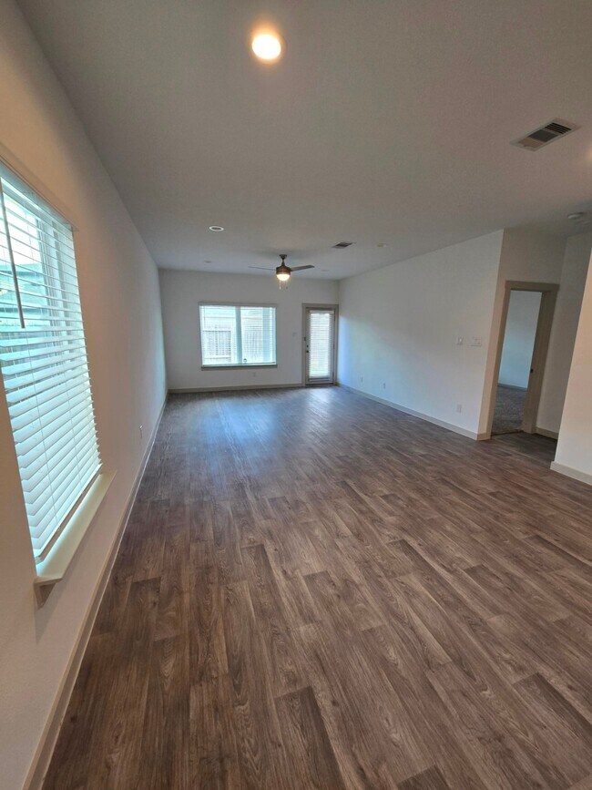 Building Photo - 12525 Abbey House Ct