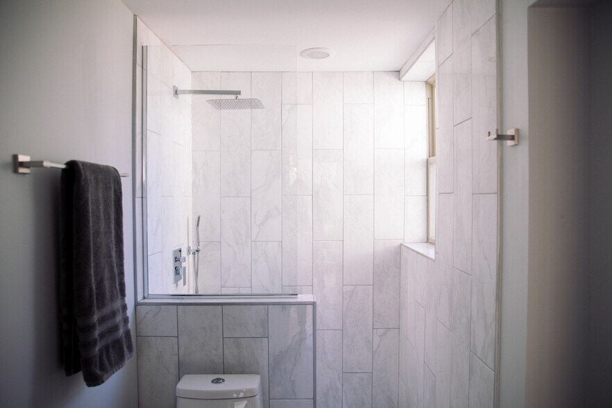 Building Photo - 3925 W Eddy St