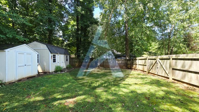 Building Photo - 45 Fallow Ln