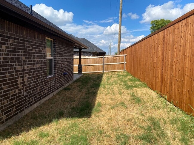 Building Photo - NEW BUILD FOR LEASE IN "THE GROVE" IN SHER...