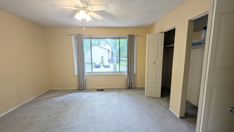 Primary Room 1 - 2294 White Cornus Ln