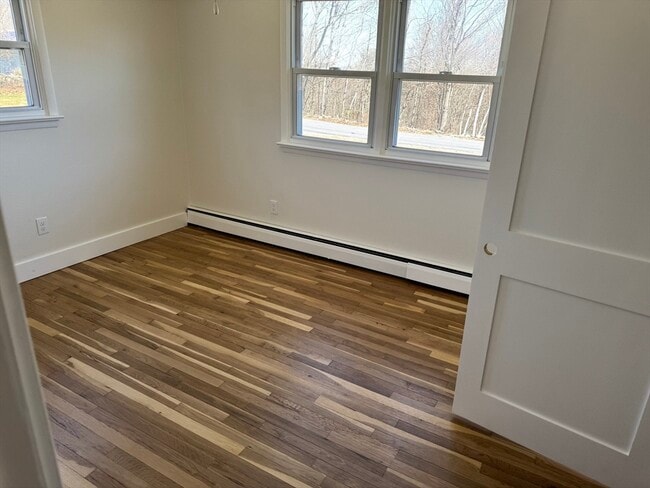 Building Photo - 60 Overlook Rd