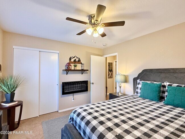 Building Photo - 4871 Butterfly Dr