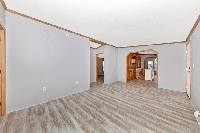 Building Photo - 16114 McGregor Dr