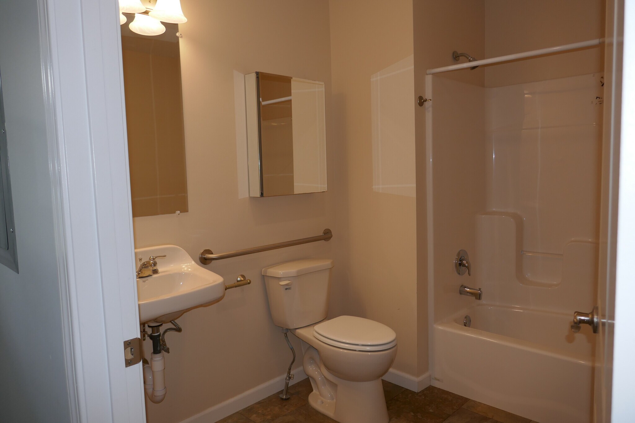 Building Photo - 39 Rudd Farm Dr