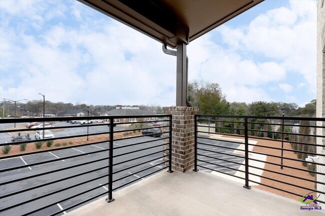 Building Photo - 1009 Northside Dr