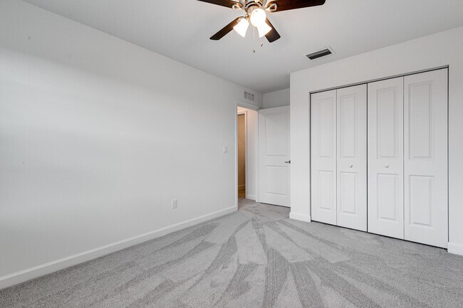 Building Photo - 3170 Streng Ln