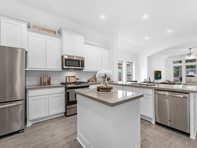 Building Photo - 24543 Songlark Bend Dr