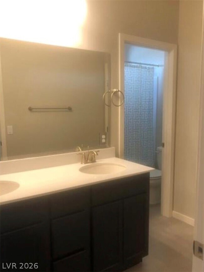 Building Photo - 1126 Bradley Bay Ave