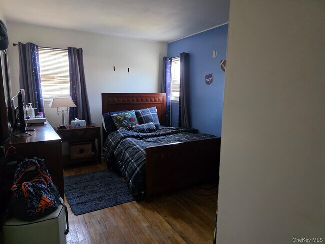 Building Photo - 838 Pepperidge Rd