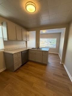 Building Photo - 1971 Roslyn St