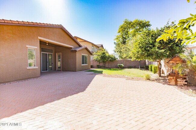 Building Photo - 13602 W Avalon Dr